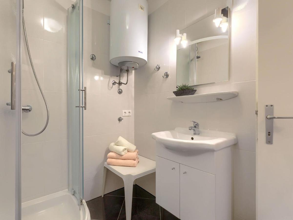 Apartment Zrinka-2 By Interhome بوريتش المظهر الخارجي الصورة