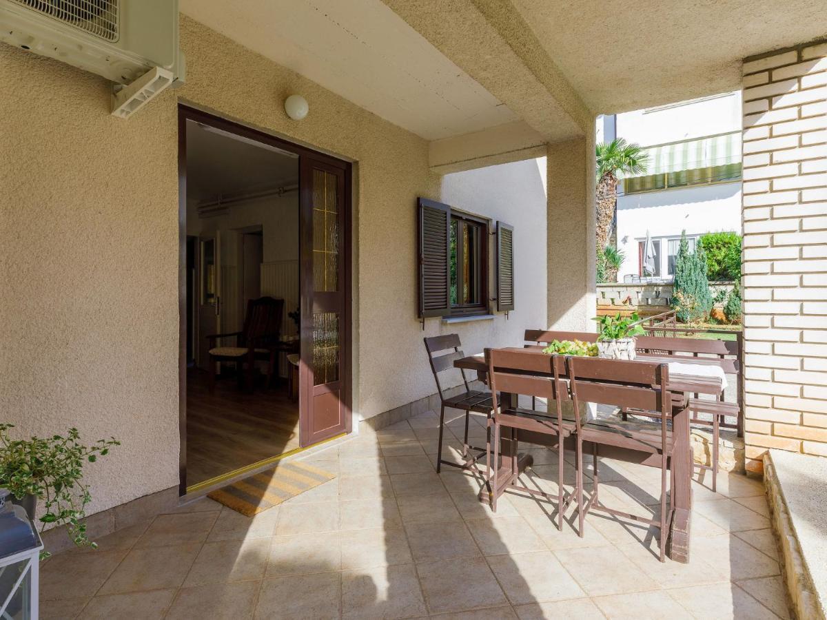 Apartment Zrinka-2 By Interhome بوريتش المظهر الخارجي الصورة